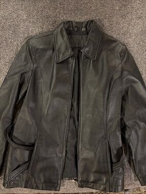 Jacqueline Ferrar Black Leather Jacket with Classic Collar